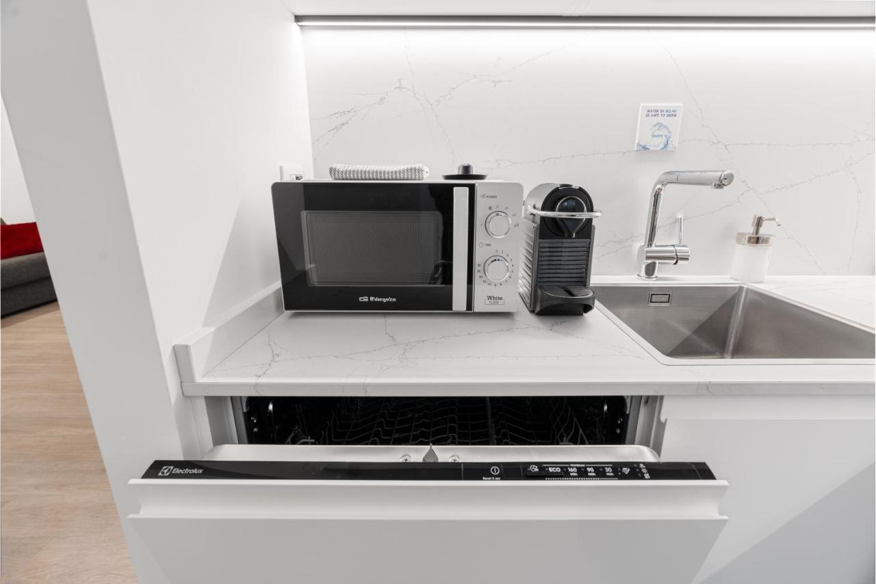 Modern Quiet Super Central Luxury Apartment ميلان المظهر الخارجي الصورة